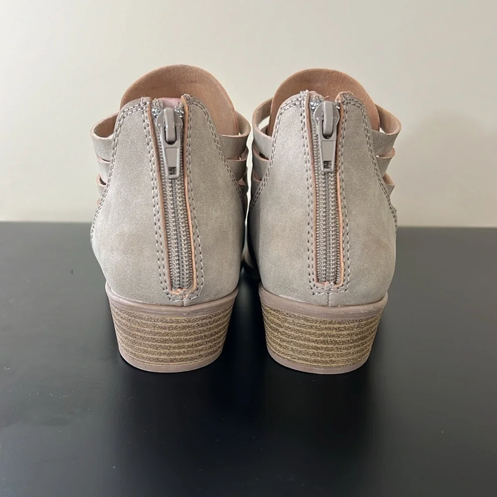 NWOB cutout booties - Picture 5 of 6